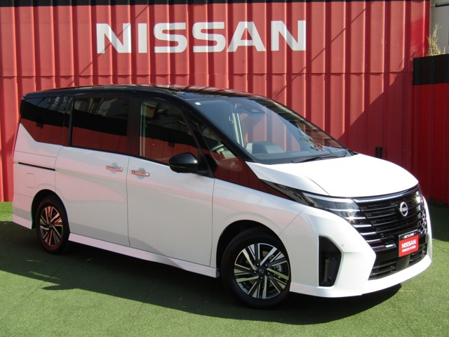 セレナ1.4 e-POWER ハイウェイスターV