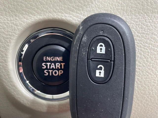 �y�L�[���X�X�^�[�g�V�X�e���z�J�o����|�P�b�g�ɓ��ꂽ�܂܂ł��h�A�̎{���E�������\�ȃX�}�[�g�L�[�𑕔��B�G���W���̃I���E�I�t�����J�M�����o���K�v����������Ƃ��Ă��֗��ł���