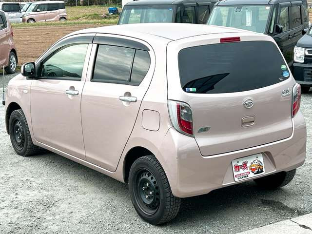 ���X�ł͌y�����Ԃ��畁�ʎԂ܂ŕ��L���I�[�����[�J�[�̎Ԏ�E�F�E�O���[�h��L�x�ɑ����Ă���܂��B