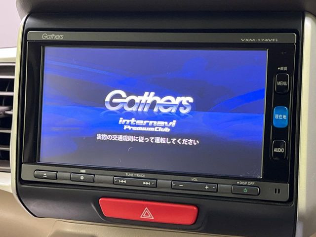 �y�����i�r�z�l�C�̏����i�r�𑕔����Ă���܂��B�i�r�̎g���₷���͂������A�I�[�f�B�I�@�\���[��!�L�����v�◷�s�͂������A�ʋ΂┃�����ȂǕ��i�̃h���C�u���y�����Ȃ�͂���