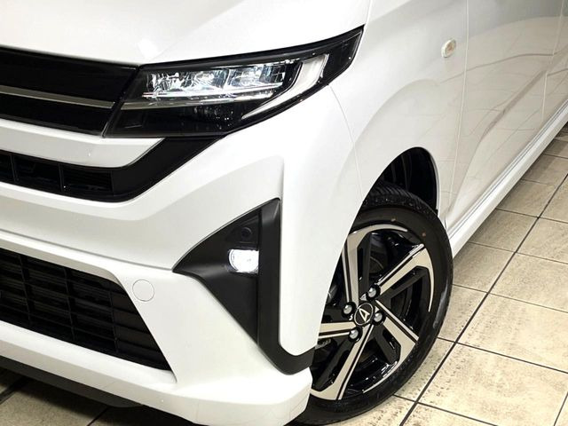 �yLED�w�b�h���C�g�z���V����ԑ��s�����ǍD�Ȏ��E���m�ۂ����S���ĉ^�]�ł��鍂�P�xLED�w�b�h���C�g�𑕔�!�_�����x�������A����d�͂��}�����Ă��܂��B