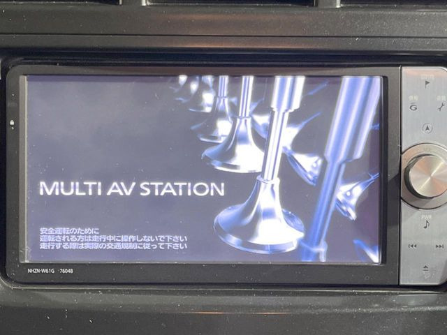 �y�����i�r�z�l�C�̏����i�r�𑕔����Ă���܂��B�i�r�̎g���₷���͂������A�I�[�f�B�I�@�\���[��!�L�����v�◷�s�͂������A�ʋ΂┃�����ȂǕ��i�̃h���C�u���y�����Ȃ�͂���