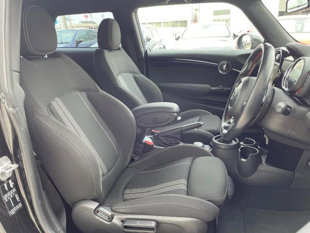 ���V�[�g�̎g�p��:�j��E�ւ�������Ȃ��A�����̒ʂ肫�ꂢ�ȏ�Ԃ��ێ����Ă���܂��B�܂��A�����N���[�j���O�E�R�[�e�B���O�����p�����������܂��B