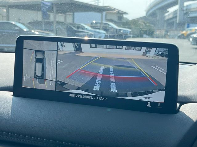 �y360&deg;�r���[���j�^�[�z��p�̃J�����ɂ��A�ォ�猩���낵���悤�Ȏ��_��360�x�N���}�̎��͂��m�F���邱�Ƃ��ł��܂������p�������m�F���₷���A�����ꏊ�ł̐؂�Ԃ��⒓�Ԃ��X���[�Y�ɍs���܂��B