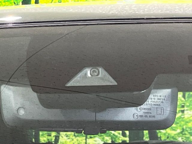 �y�g���^�Z�[�t�e�B�Z���X�z���s���ɑO���̎ԗ�����F�����A�Փ˂������Ȏ��͌x��ƃu���[�L�ŏՓˉ���Ɣ�Q�y�����A�V�X�g�B�����S�Ƀh���C�u�����y���݂��������܂��B