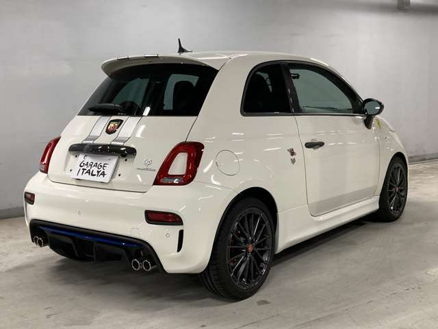 アバルト595コンペティツィオーネ