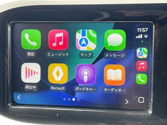 ��Apple Car Play:�X�}�z�Ƃ̗L���ڑ��ŁA�i�r�E�I�[�f�B�I�Đ��ȂǃX�}�z�̃A�v���@�\����ʂł��g����֗��@�\�ł�!