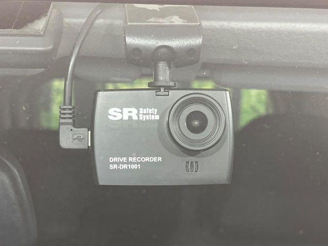 �y�h���C�u���R�[�_�[�z���S�E���S�ȃJ�[���C�t�ɕK�{�̃h���C�u���R�[�_�[�𑕔�!���s���͂������A������^�]�⎖�̂ɑ��������ۂ̏󋵂��f���ŋL�^���A����̃��X�N�ɔ����܂��B