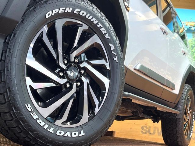 �y�����I�v�V����20�C���`�A���~�z�C�[���z�����I�v�V�����z�C�[���𑕒��B���s���\�̌���ɉ����A�O�ς����X�^�C���b�V���ɂȂ��Ă��܂��B