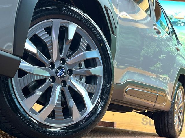 �y����19�C���`�A���~�z�C�[���z�O�ςɃ}�b�`���������A���~�z�C�[���𑕒����Ă���܂��B�e��ЊO�A���~�z�C�[����A�X�^�b�h���X�^�C�����戵�����Ă���܂��B���񂲑��k����������