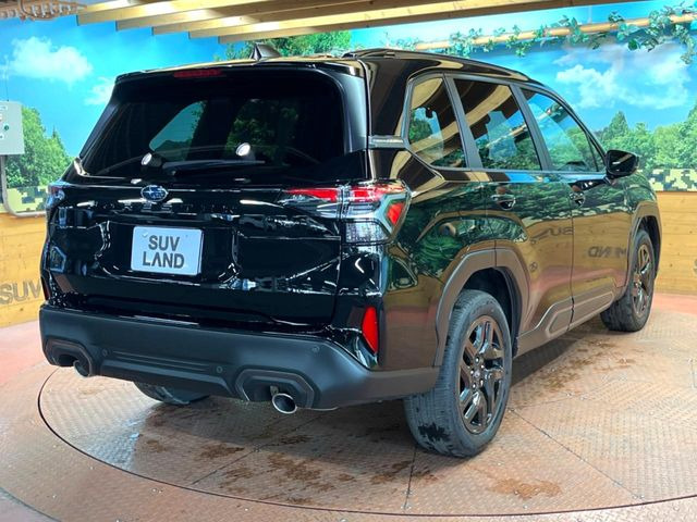 ☆全国のネクステージからお取り寄せが可能※!遠方の店舗に展示してあるクルマが気になる場合も、最寄りの店舗でご覧いただくことが可能です!是非私たちに要望をお聞かせください!※別途費用