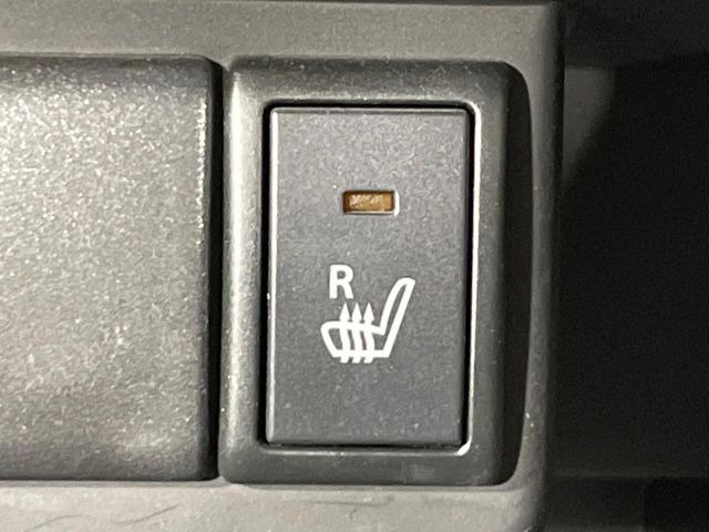 �y�V�[�g�q�[�^�[�z�������ɏd�󂷂�V�[�g�q�[�^�[!�G�A�R����葁�����܂��Ă����̂Ŋ�����̐l�����S�ł��ˁ�G�A�R���̉����͊������邩����A�Ƃ������ɂ����������߂ł��B