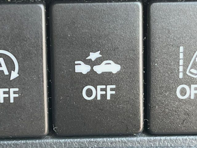 �y�O�He-Assist�z���s���ɑO���̎ԗ�����F�����A�Փ˂������Ȏ��͌x��ƃu���[�L�ŏՓˉ���Ɣ�Q�y�����A�V�X�g�B�����S�Ƀh���C�u�����y���݂��������܂��B