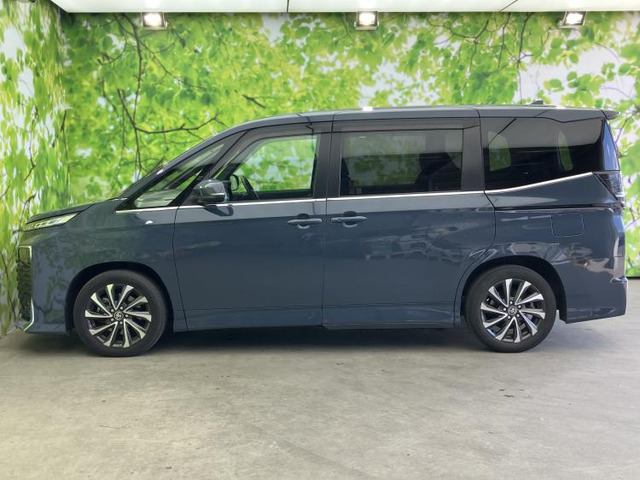 ヴォクシー1.8 ハイブリッド S-Z