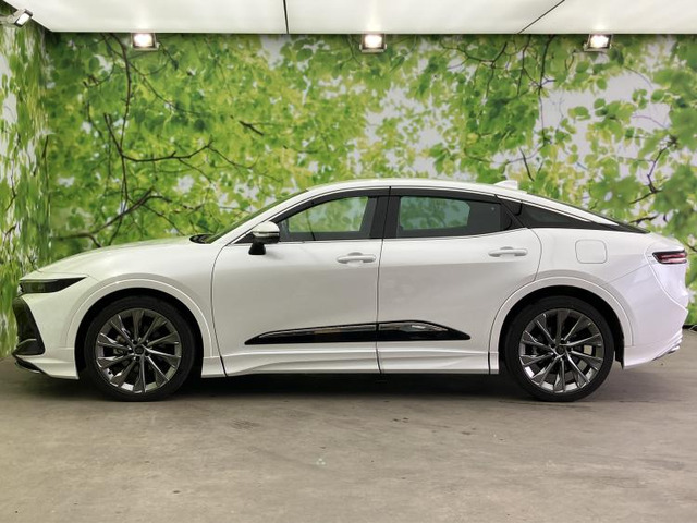 クラウンクロスオーバー2.5 G アドバンスト レザー パッケージ E-Four 4WD