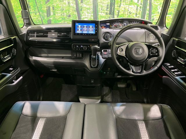 N-BOXカスタムL ターボ