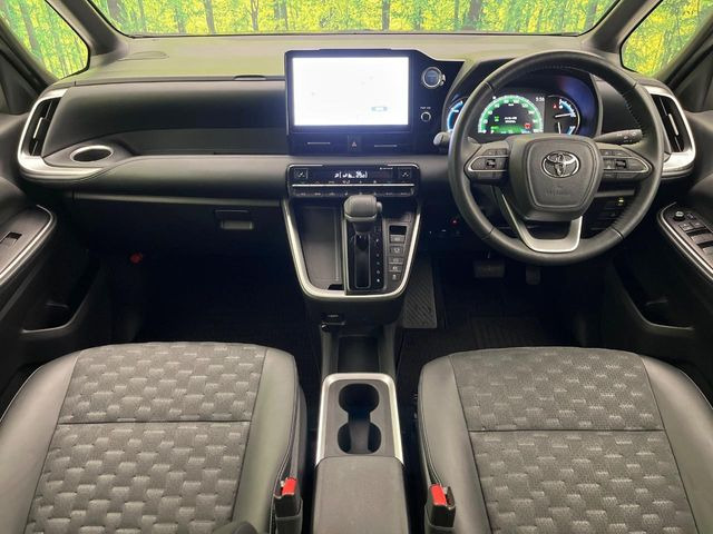 ヴォクシー1.8 ハイブリッド S-Z