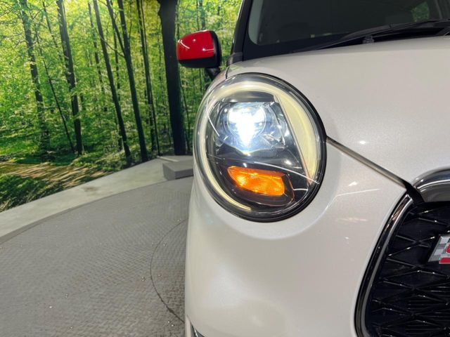 �yLED�w�b�h���C�g�z���V����ԑ��s�����ǍD�Ȏ��E���m�ۂ����S���ĉ^�]�ł��鍂�P�xLED�w�b�h���C�g�𑕔�!�_�����x�������A����d�͂��}�����Ă��܂��B