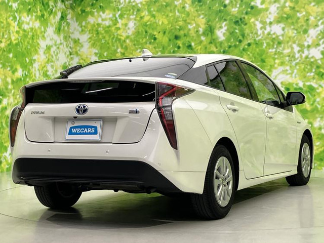 プリウス1.8 S セーフティ プラス