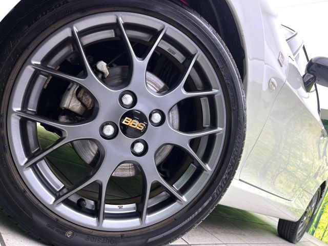 �yBBS��16�C���`�A���~�z�C�[���z��l�C���[�J�[�̃z�C�[���𑕔���y�ʁE���d�x�̃A���~�z�C�[���́A�n���h�����O�E�����ȂǁA����̎������サ�Ă���܂���