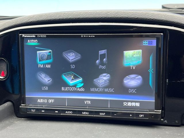 ��Bluetooth:���莝���̃X�}�[�g�t�H���ȂǂƐڑ����A�n���Y�t���[�ʘb��Տꊴ����~���[�W�b�N�Đ������y���݂��������܂��B�����ڑ��ł��̂Ŕς킵��������܂����