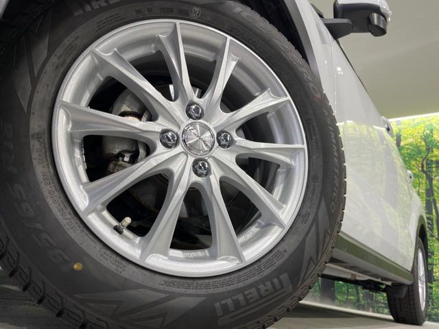 �y16�C���`�A���~�z�C�[���z�O�ςɃ}�b�`�����A���~�z�C�[���𑕒����Ă���܂��B�e��A���~�z�C�[����A�X�^�b�h���X�^�C�����戵�����Ă���܂��B���񂲑��k����������