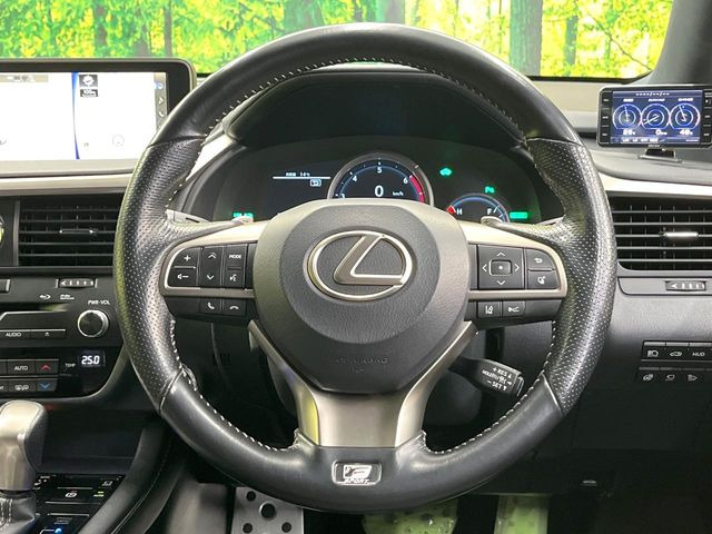 �y�����v�����X�e�A�����O�z�㎿�Ȋv���g�p���邱�ƂŁA��ɂ����������݂ƂĂ��^�]���₷���n���h���ł���