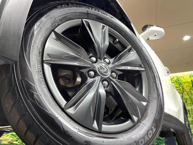 �y�����A���~�z�C�[���z�O�ςɃ}�b�`���������A���~�z�C�[���𑕒����Ă���܂��B�e��ЊO�A���~�z�C�[����A�X�^�b�h���X�^�C�����戵�����Ă���܂��B���񂲑��k����������