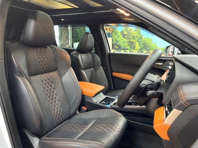 �y���烌�U�[�V�[�g�z����̂ӂ���肪�e�ՂŃ����e�i���X�����ȒP�ȁA�@�\���ɗD��鍇����v���̗p�����㎿�ȃV�[�g�ł��B����S�n���悭�A���������ӂ��S�n�ǂ��ԓ���Ԃ����o���Ă���܂��B