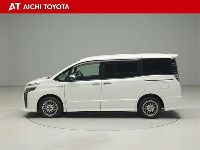 ヴォクシー1.8 ハイブリッド ZS 煌II