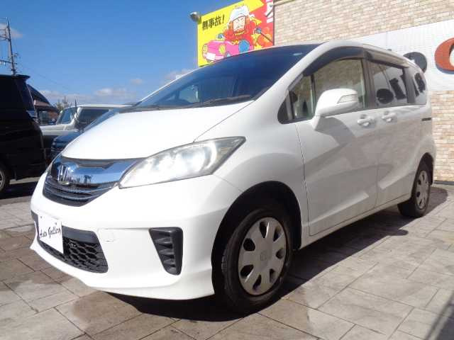 フリード1.5 G ジャストセレクション 4WD