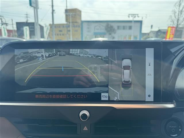 クラウンスポーツ2.5 Z E-Four 4WD