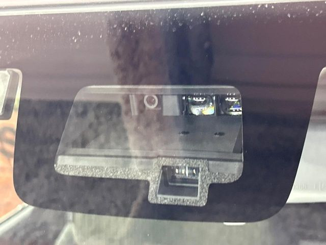 �y�X�Y�L �Z�[�t�e�B�T�|�[�g�z���s���ɑO���̎ԗ�����F�����A�Փ˂������Ȏ��͌x��ƃu���[�L�ŏՓˉ���Ɣ�Q�y�����A�V�X�g�B�����S�Ƀh���C�u�����y���݂��������܂��B