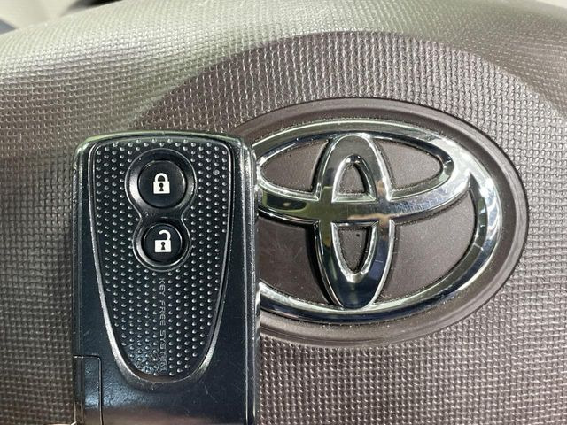 �y�X�}�[�g�L�[�z�J�o����|�P�b�g�ɓ��ꂽ�܂܂ł��h�A�̎{���E�������\�ȃX�}�[�g�L�[�𑕔��B�G���W���̃I���E�I�t�����J�M�����o���K�v����������Ƃ��Ă��֗��ł���