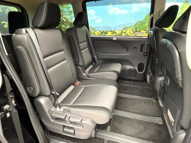 ���ڒ����̓E�H�[�N�X���[�ƂȂ��Ă���܂��B���ڂƎO��ڂ̈ړ�����~�肪�Ƃ��Ă��y�ɂȂ�̂ŁA���~��̍ۂ��X�g���X�������邱�Ƃ͂���܂����