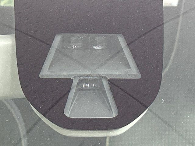 �y�X�Y�L �Z�[�t�e�B�T�|�[�g�z���s���ɑO���̎ԗ�����F�����A�Փ˂������Ȏ��͌x��ƃu���[�L�ŏՓˉ���Ɣ�Q�y�����A�V�X�g�B�����S�Ƀh���C�u�����y���݂��������܂��B