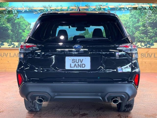 安心の最長10年・走行無制限保証(有償)をご用意。保証内容も充実はもちろん、無料点検&オイル交換や、年中無休の全国・24時間ロードサービスも付帯されておりますのでご安心下さい。