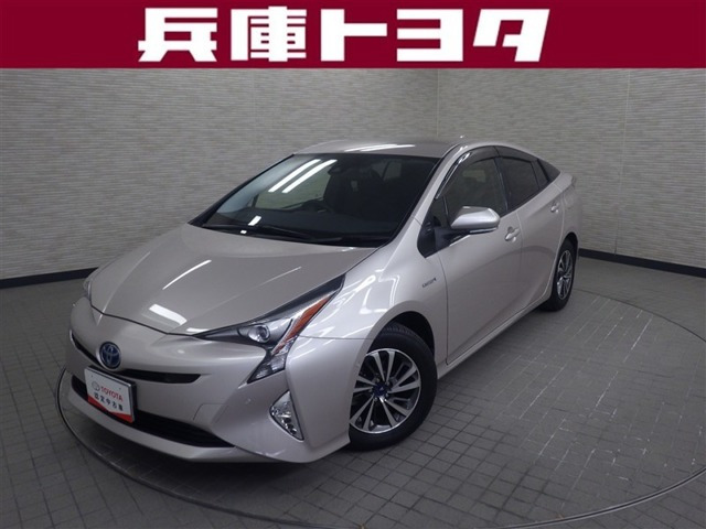 プリウス1.8 S セーフティ プラス