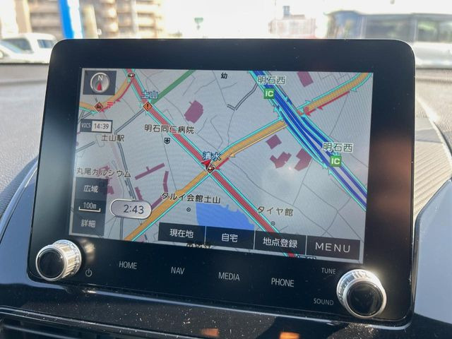 �y�����i�r�z�l�C�̏����i�r�𑕔����Ă���܂��B�i�r�̎g���₷���͂������A�I�[�f�B�I�@�\���[��!�L�����v�◷�s�͂������A�ʋ΂┃�����ȂǕ��i�̃h���C�u���y�����Ȃ�͂���