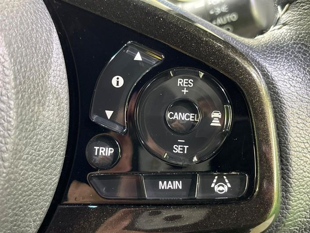 �y�A�_�v�e�B�u�N���[�Y�R���g���[���z�������H�ł̒��������s���y��!!�����ő��x��ۂN���[�Y�R���g���[�����A�Փˌy���V�X�e���ƘA�g���A�O���̎ԗ������m���ĎԊԂ�ۂ悤�ɑ��x���߂��Ă���܂�!!