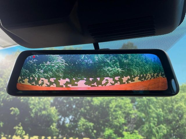 �y�f�W�^�����[���~���[�z��Ȃ̑傫�ȉו��⓯��҂Ō�����m�F���Â炢���ł����S!�J�������B�e�����ԗ�����̉f�������[���~���[���ɕ\���B�N���A�Ȏ��E�ŏ󋵂̊m�F���\�ł�!