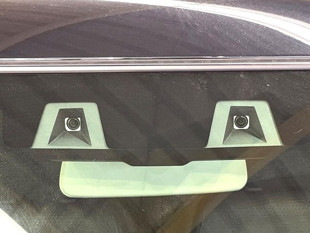 �y�X�Y�L �Z�[�t�e�B�T�|�[�g�z���s���ɑO���̎ԗ�����F�����A�Փ˂������Ȏ��͌x��ƃu���[�L�ŏՓˉ���Ɣ�Q�y�����A�V�X�g�B�����S�Ƀh���C�u�����y���݂��������܂��B