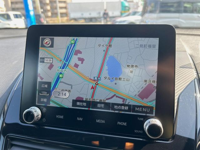 �y�����i�r�z�l�C�̏����i�r�𑕔����Ă���܂��B�i�r�̎g���₷���͂������A�I�[�f�B�I�@�\���[��!�L�����v�◷�s�͂������A�ʋ΂┃�����ȂǕ��i�̃h���C�u���y�����Ȃ�͂���