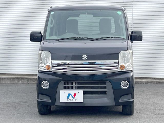 ���Ђł́A�S�ԁw�C�����Ȃ��x�̂��Ԃ̂ݎ�舵���Ă���܂��B��C�o�C���[�ɂ�錵�I�����d����̌�A���Ɍ�̎ԗ��`�F�b�N���s���A�l�N�X�e�[�W���F�肵�����i���Ȓ��ÎԂ����񋟂��Ă���܂��B