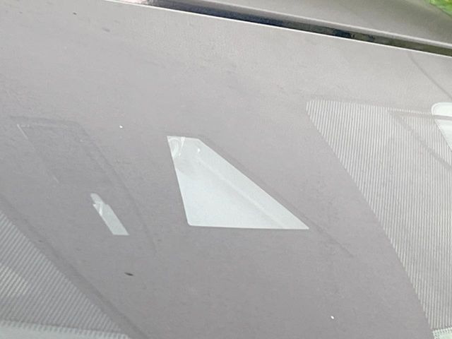 �yi-ACTIVESENSE�z���s���ɑO���̎ԗ�����F�����A�Փ˂������Ȏ��͌x��ƃu���[�L�ŏՓˉ���Ɣ�Q�y�����A�V�X�g�B�����S�Ƀh���C�u�����y���݂��������܂��B