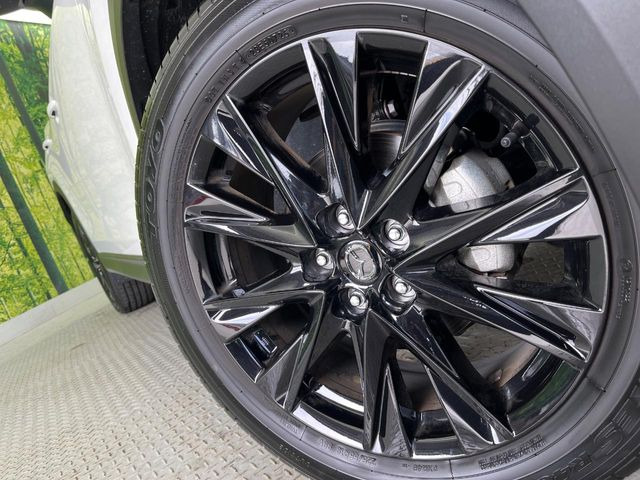 �y�O���[�h��p����19�C���`�A���~�z�C�[���z�f�U�C�����̍��������A���~�z�C�[���𑕒����Ă���܂��B�e��ЊO�A���~�z�C�[����A�X�^�b�h���X�^�C�����戵�����Ă���܂��B���񂲑��k����������