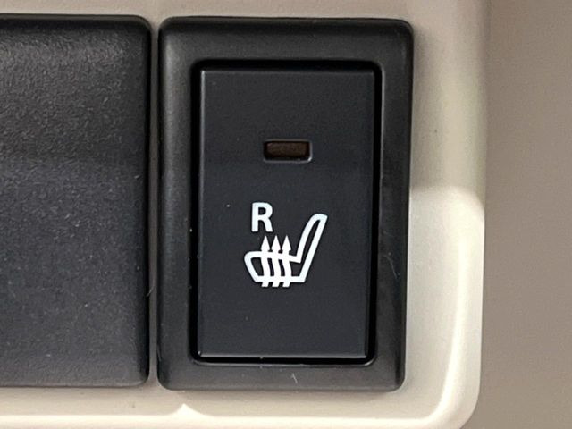 �y�V�[�g�q�[�^�[�z�������ɏd�󂷂�V�[�g�q�[�^�[!�G�A�R����葁�����܂��Ă����̂Ŋ�����̐l�����S�ł��ˁ�G�A�R���̉����͊������邩����A�Ƃ������ɂ����������߂ł��B