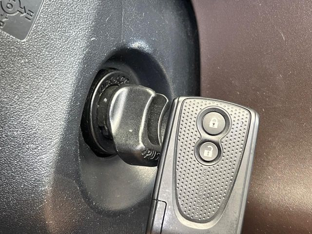 �y�L�[���X�z�������ꂽ�ꏊ����ł��{�^����Ńh�A�̊J���E�{�����ł���̂łƂ��Ă��֗�!�h�A�̌�������ɏ������邱�Ƃ�����܂����