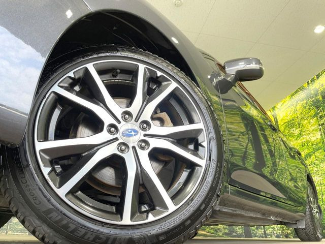 �y����17�C���`�A���~�z�C�[���z�O�ςɃ}�b�`���������A���~�z�C�[���𑕒����Ă���܂��B�e��ЊO�A���~�z�C�[����A�X�^�b�h���X�^�C�����戵�����Ă���܂��B���񂲑��k����������