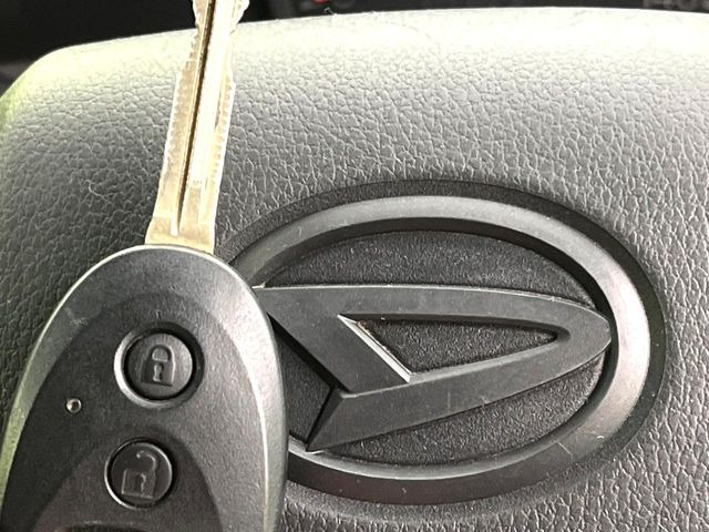 �y�L�[���X�z�������ꂽ�ꏊ����ł��{�^����Ńh�A�̊J���E�{�����ł���̂łƂ��Ă��֗�!�h�A�̌�������ɏ������邱�Ƃ�����܂����